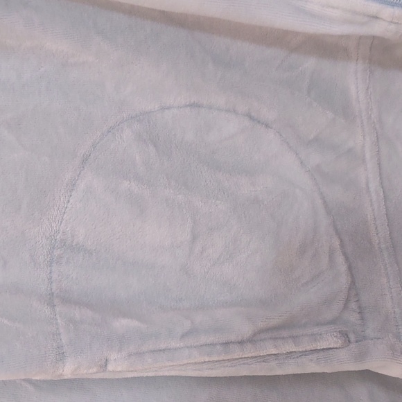 USED TALBOTS PETITES SIZE SMALL BABY BLUE HAS LIGHT STAIN ON LOWER BACK - Picture 5 of 9